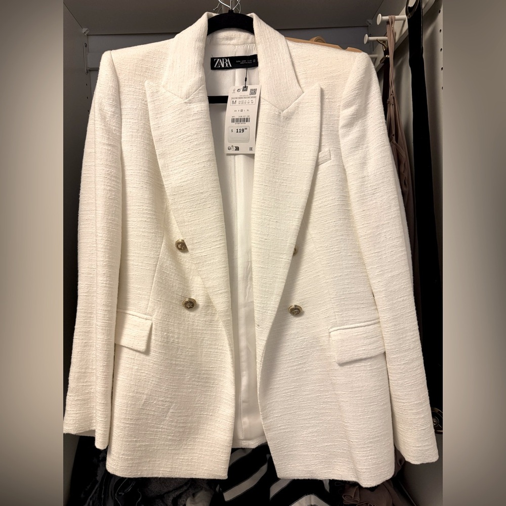 Zara cream boucle blazer